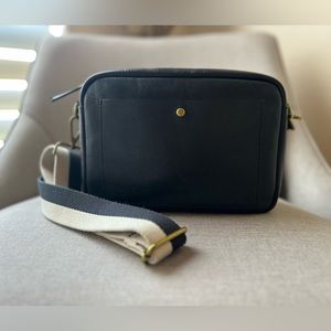 Madewell Large Transport Camera Bag - 3 straps!